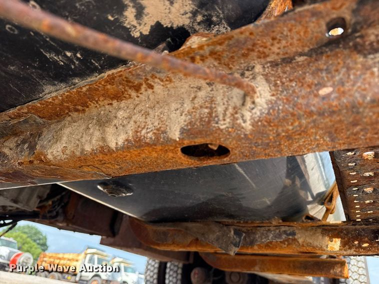 image for item DS3799 2008 International 7400 dump truck