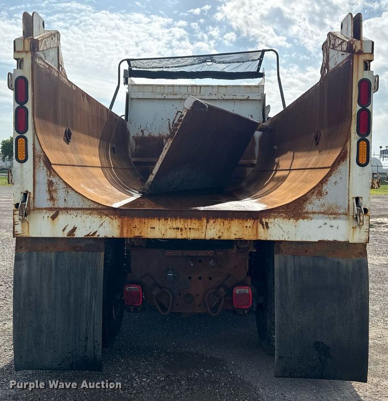 image for item DS3800 2008 International 7400 dump truck