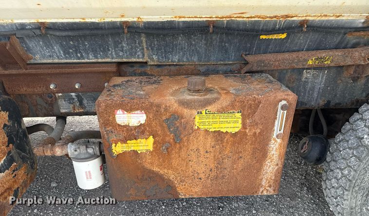 image for item DS3800 2008 International 7400 dump truck