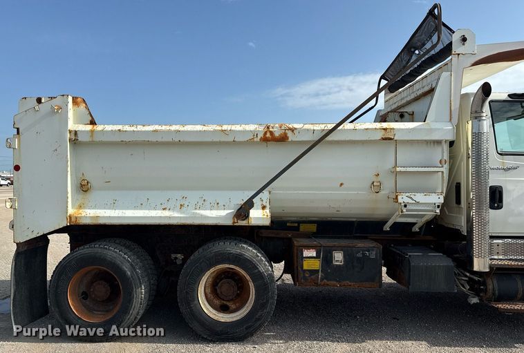 image for item DS3800 2008 International 7400 dump truck