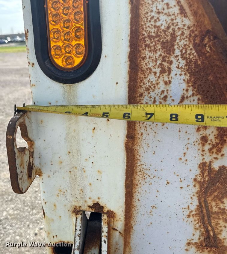 image for item DS3800 2008 International 7400 dump truck