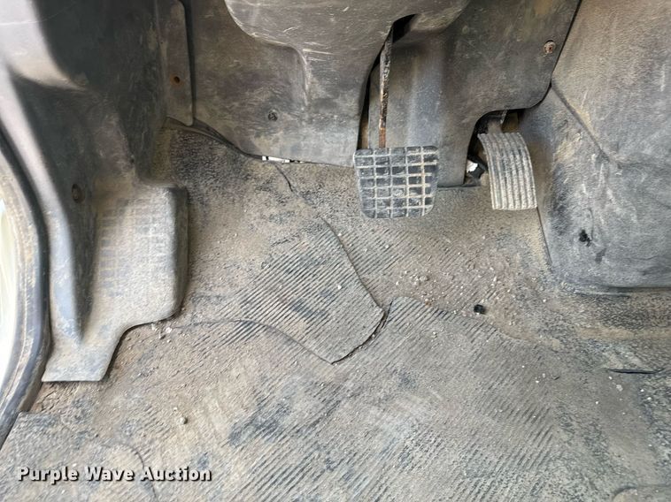 image for item DS3800 2008 International 7400 dump truck