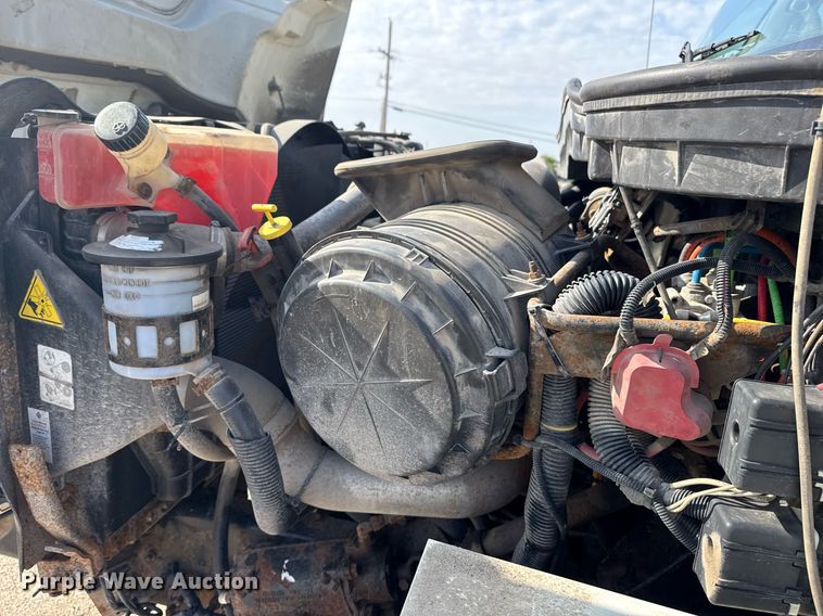 image for item DS3800 2008 International 7400 dump truck