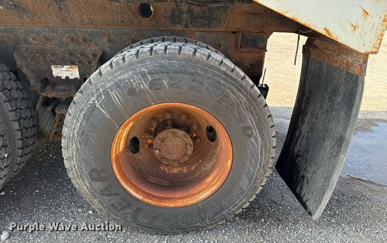 image for item DS3800 2008 International 7400 dump truck