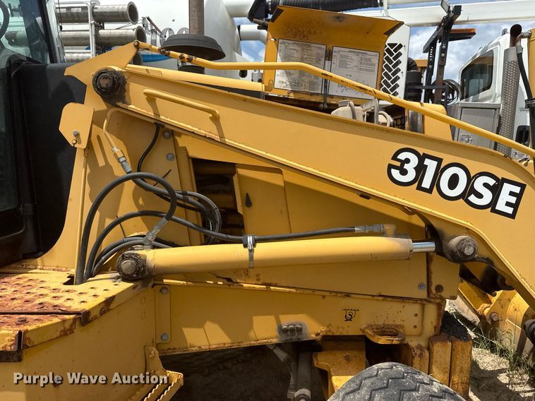 image for item DS3801 John Deere 310SE backhoe