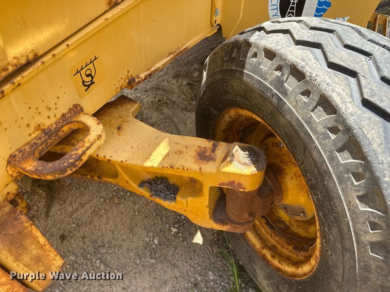 image for item DS3801 John Deere 310SE backhoe