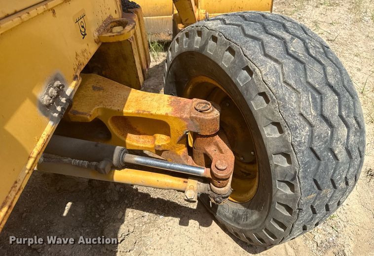 image for item DS3801 John Deere 310SE backhoe