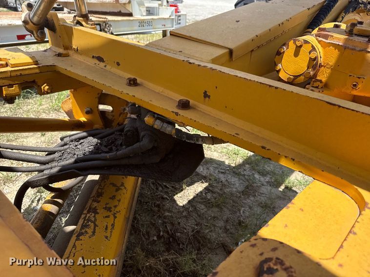 image for item DS3802 Dresser motor grader