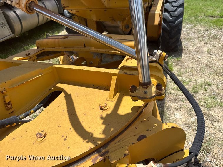 image for item DS3802 Dresser motor grader