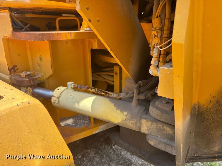 image for item DS3802 Dresser motor grader