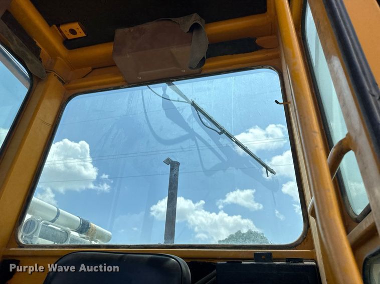 image for item DS3802 Dresser motor grader