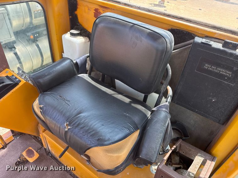 image for item DS3802 Dresser motor grader