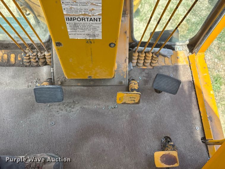 image for item DS3802 Dresser motor grader