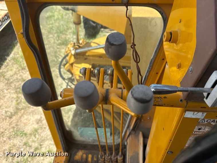 image for item DS3802 Dresser motor grader