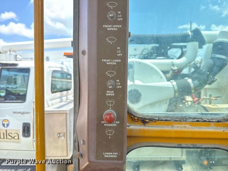 image for item DS3802 Dresser motor grader