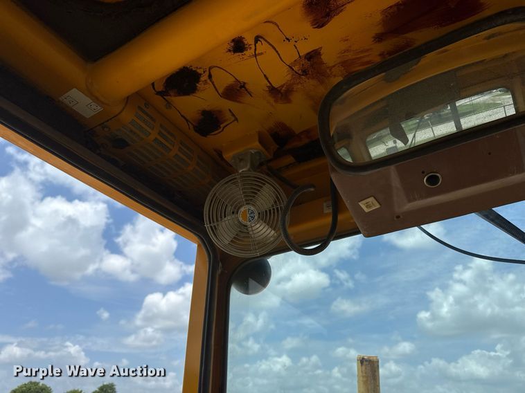 image for item DS3802 Dresser motor grader