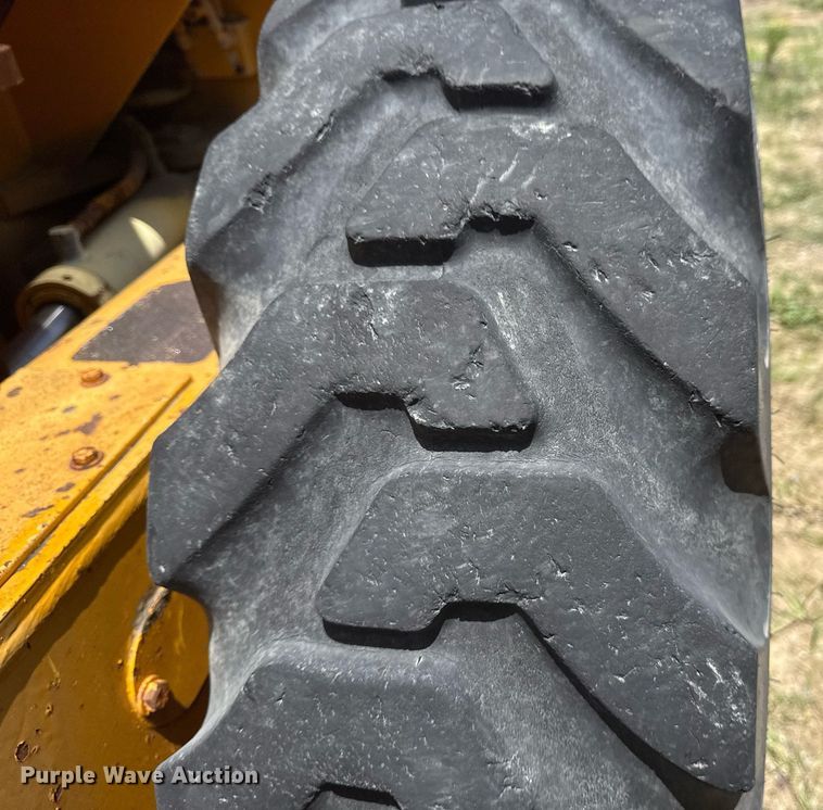 image for item DS3802 Dresser motor grader