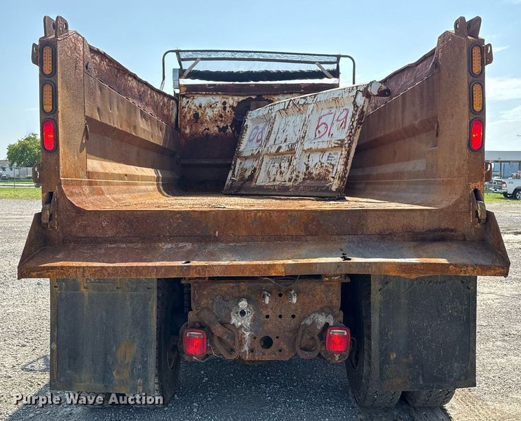 image for item DS3803 2008 International 7400 dump truck