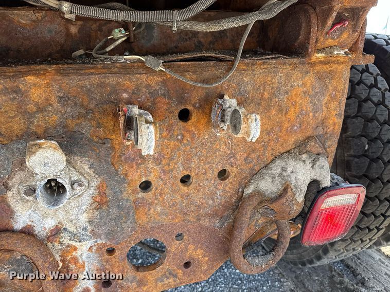 image for item DS3803 2008 International 7400 dump truck