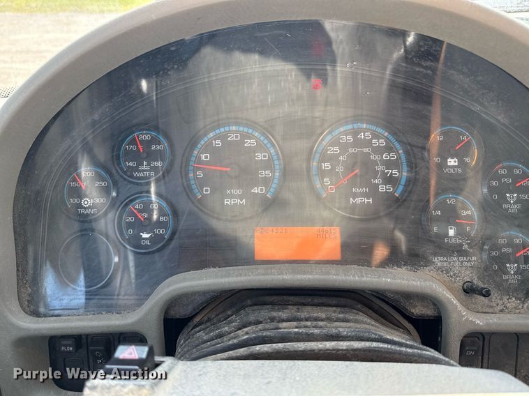 image for item DS3803 2008 International 7400 dump truck