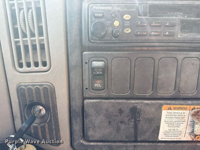 image for item DS3803 2008 International 7400 dump truck