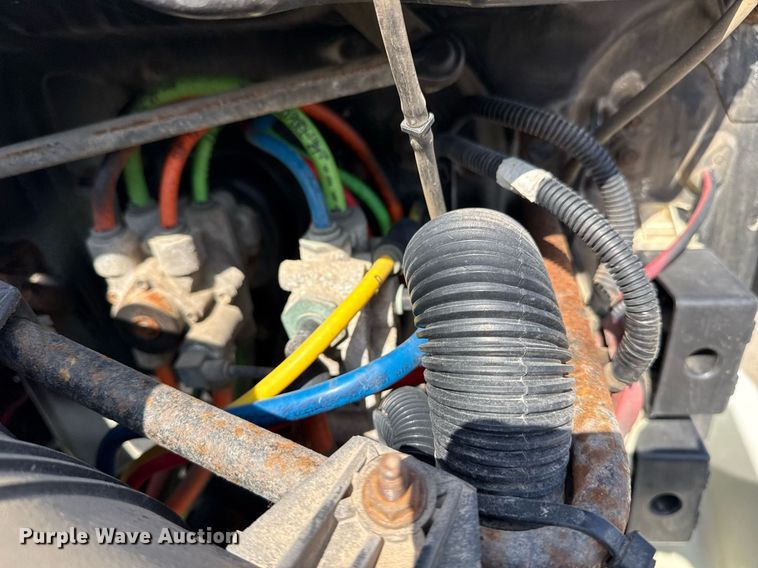 image for item DS3803 2008 International 7400 dump truck