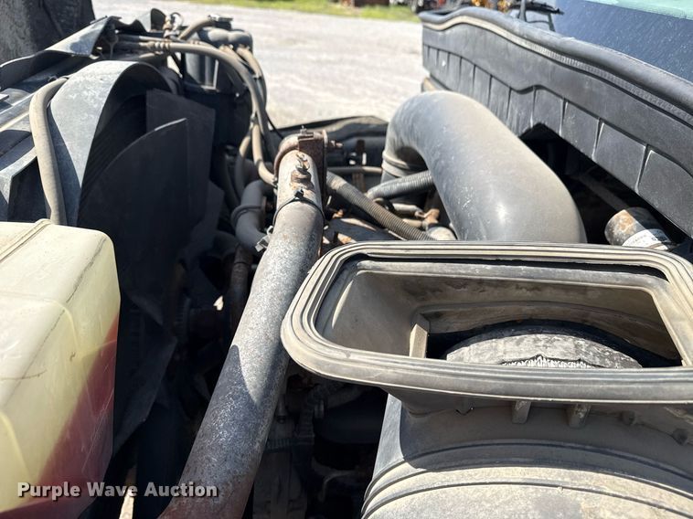 image for item DS3803 2008 International 7400 dump truck