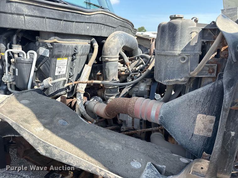 image for item DS3803 2008 International 7400 dump truck