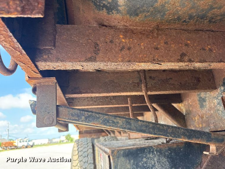 image for item DS3804 2008 International 7400 dump truck