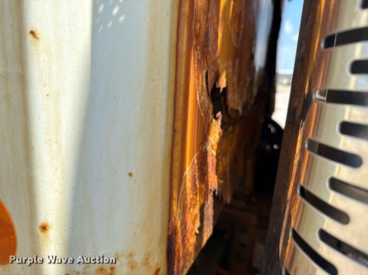 image for item DS3804 2008 International 7400 dump truck