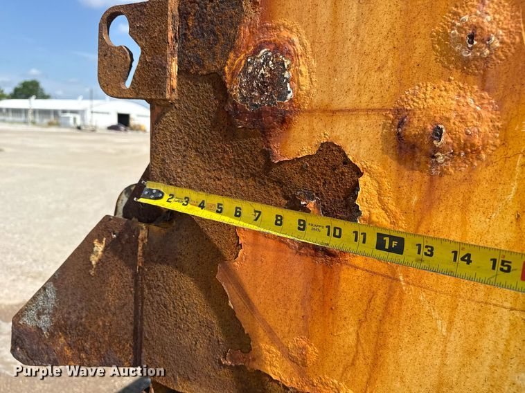 image for item DS3804 2008 International 7400 dump truck