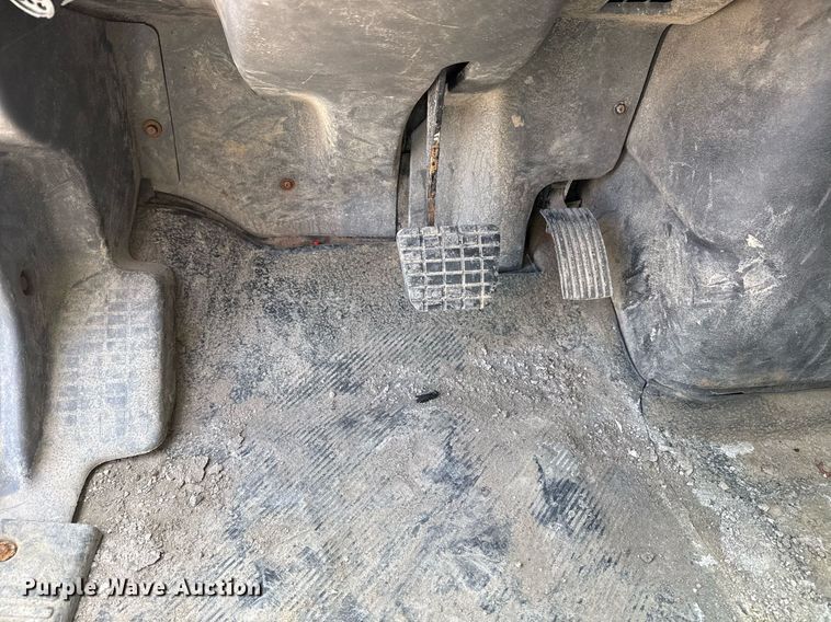 image for item DS3804 2008 International 7400 dump truck