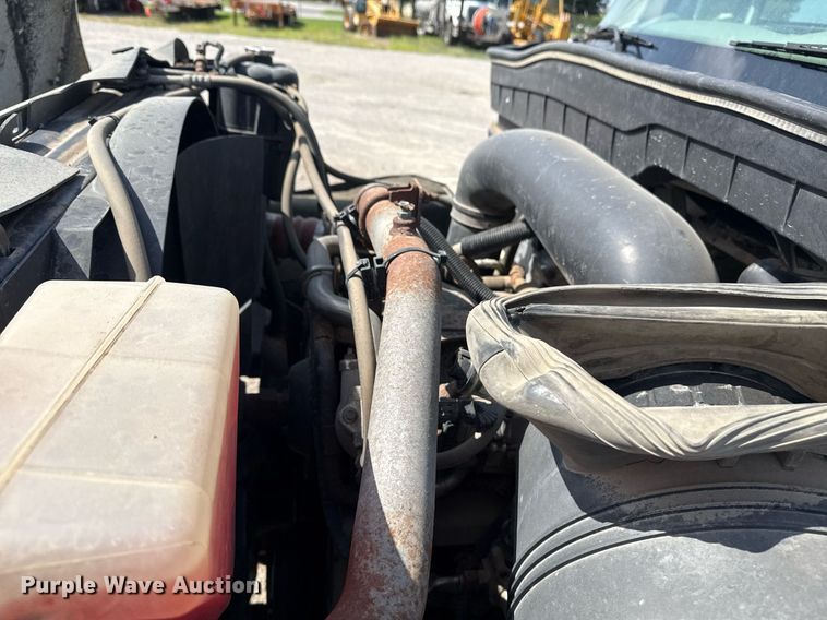 image for item DS3804 2008 International 7400 dump truck