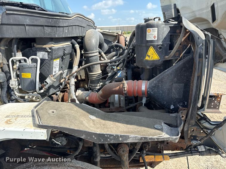 image for item DS3804 2008 International 7400 dump truck