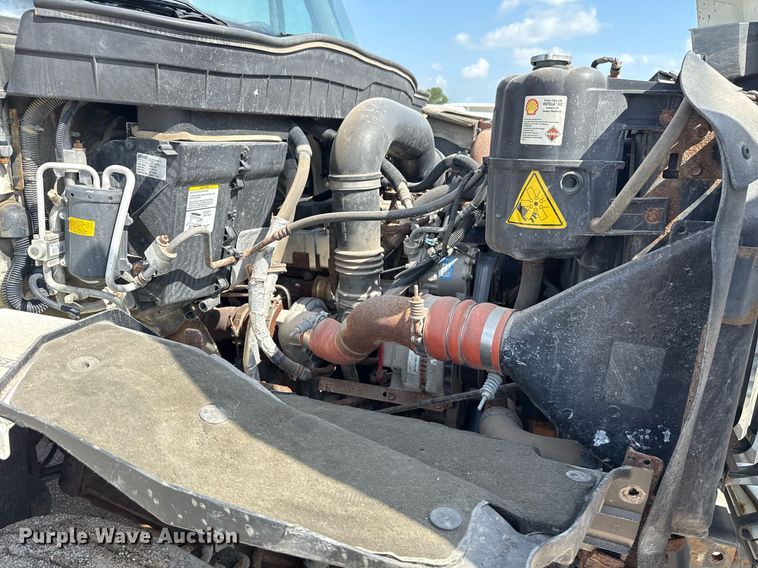 image for item DS3804 2008 International 7400 dump truck