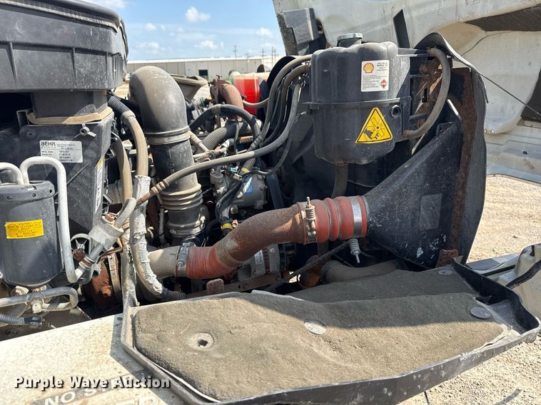 image for item DS3804 2008 International 7400 dump truck