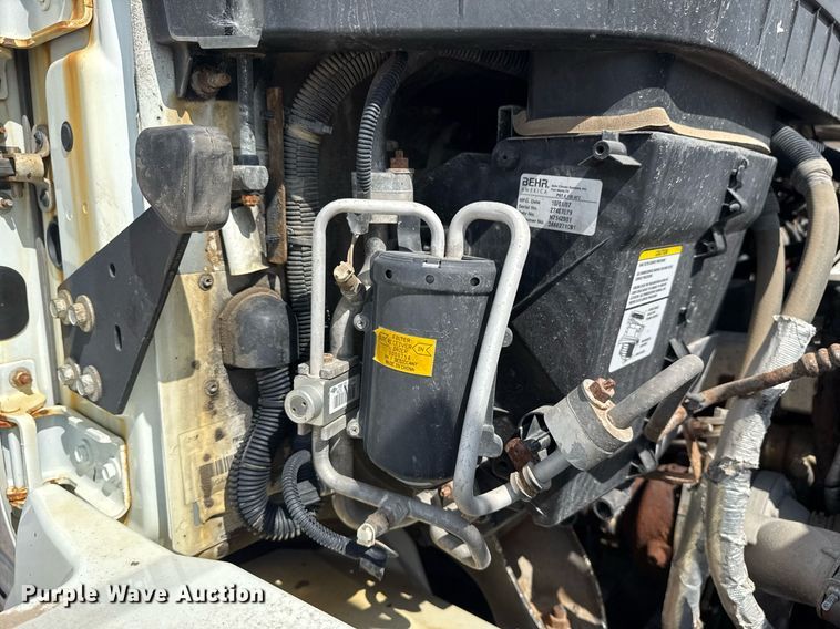 image for item DS3804 2008 International 7400 dump truck