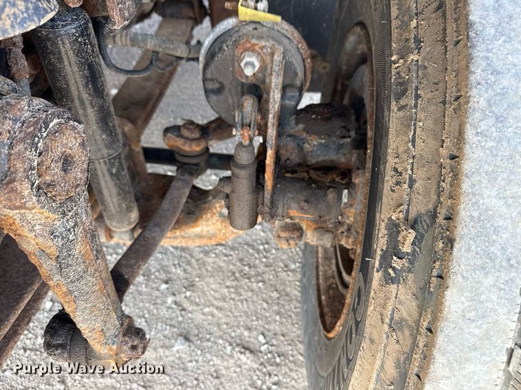 image for item DS3804 2008 International 7400 dump truck