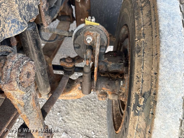 image for item DS3804 2008 International 7400 dump truck