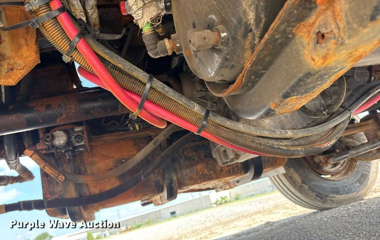 image for item DS3804 2008 International 7400 dump truck