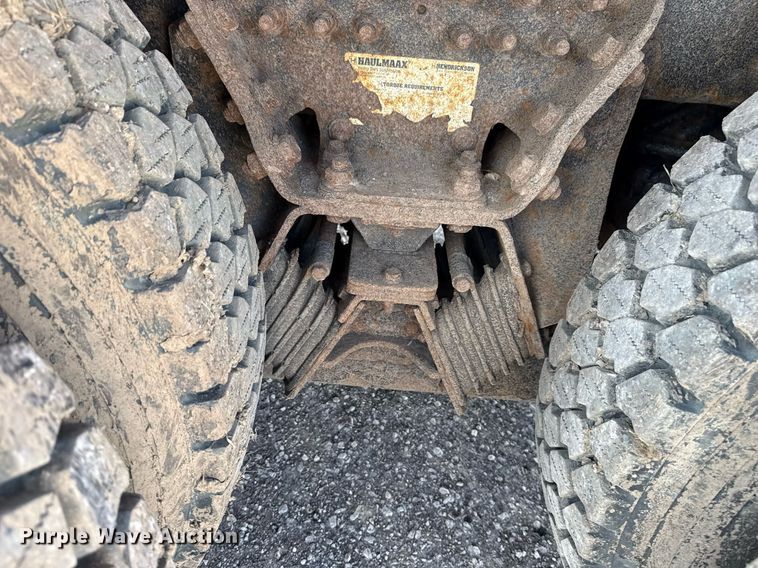 image for item DS3804 2008 International 7400 dump truck