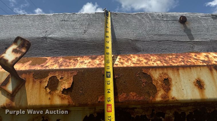 image for item DS3805 2009 International 7400 dump truck