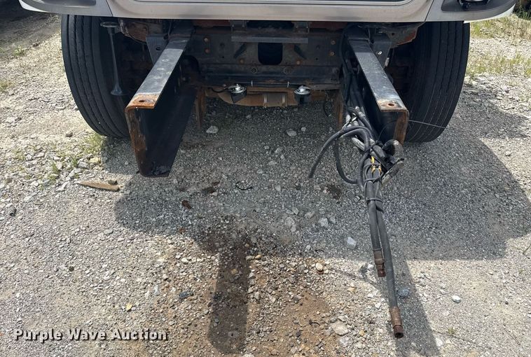 image for item DS3805 2009 International 7400 dump truck