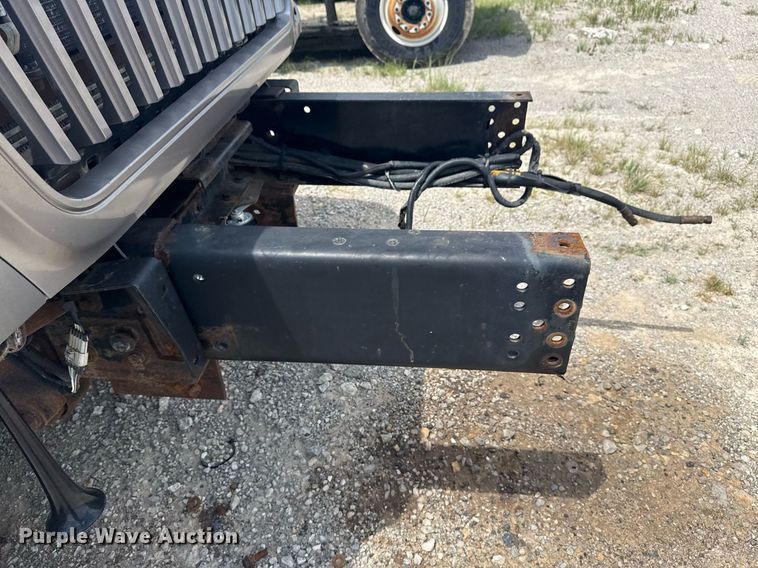 image for item DS3805 2009 International 7400 dump truck