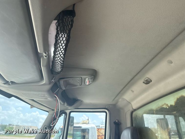 image for item DS3805 2009 International 7400 dump truck