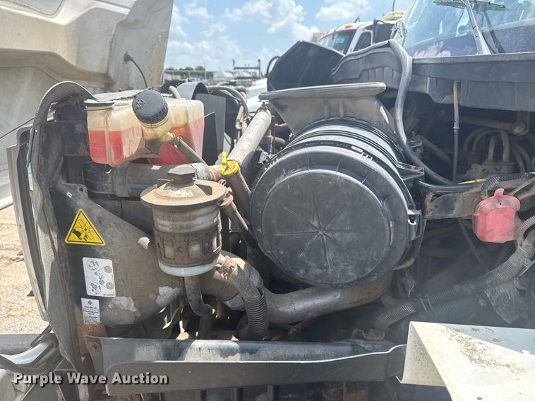 image for item DS3805 2009 International 7400 dump truck