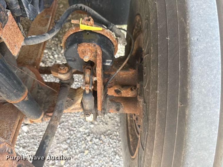 image for item DS3805 2009 International 7400 dump truck