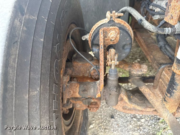 image for item DS3805 2009 International 7400 dump truck