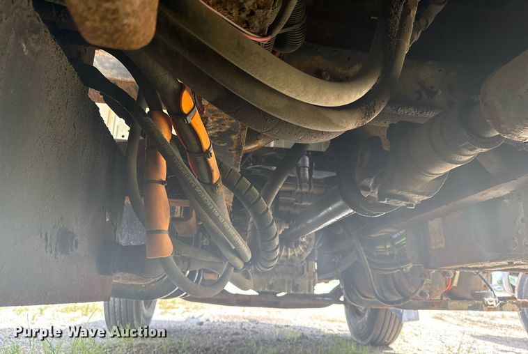 image for item DS3805 2009 International 7400 dump truck