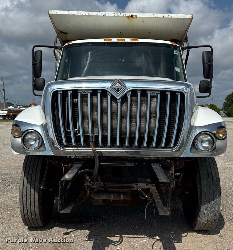 image for item DS3806 2008 International 7400 dump truck